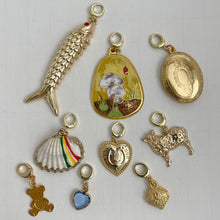 Load image into Gallery viewer, Mystery Clip-Anywhere Charm Pack Of 9 - Gold