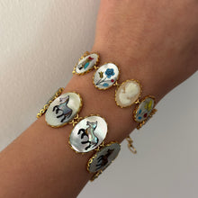 Load image into Gallery viewer, Fishy Bracelet