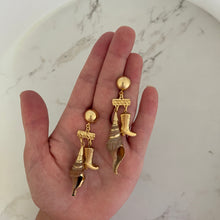 Load image into Gallery viewer, Coastal Cowgirl Earrings
