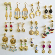 Load image into Gallery viewer, Emerald Seashells Earrings
