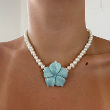 Load image into Gallery viewer, Blue Lilly Necklace (1/1)
