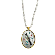 Load image into Gallery viewer, Mother of Pearl Bird Pearly Necklace
