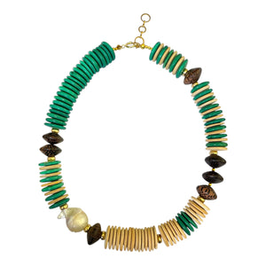 Green/White Wood Necklace (1/1)