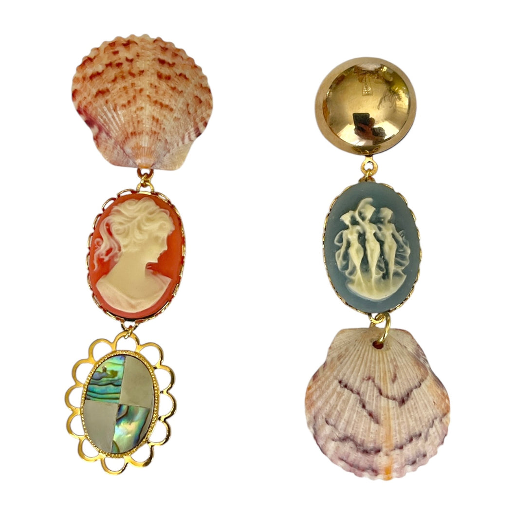 Cameo Shell Earrings (1/1)